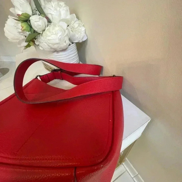 Calvin Klein beautiful red color, two-piece, Crossbody bag, in new condition - Picture 12 of 16